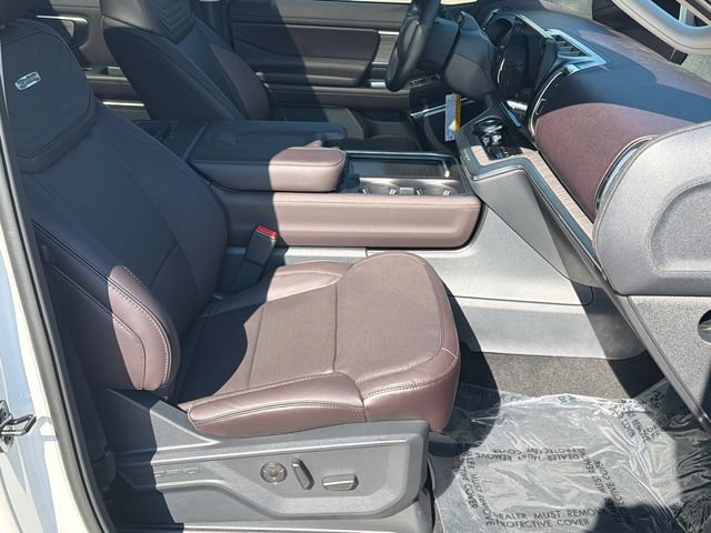 New 2025 Ford Expedition Max Platinum w/ Platinum Ultimate Package AWD/4WD image 13