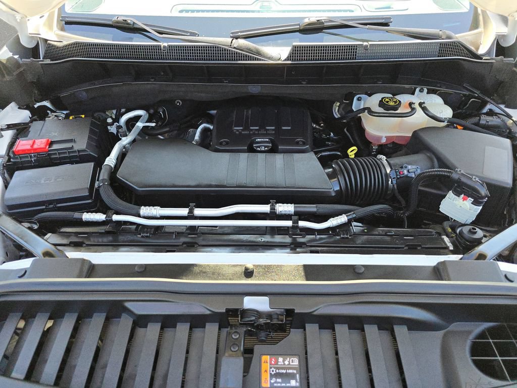 Used 2022 Chevrolet Silverado 1500 Custom AWD/4WD image 33