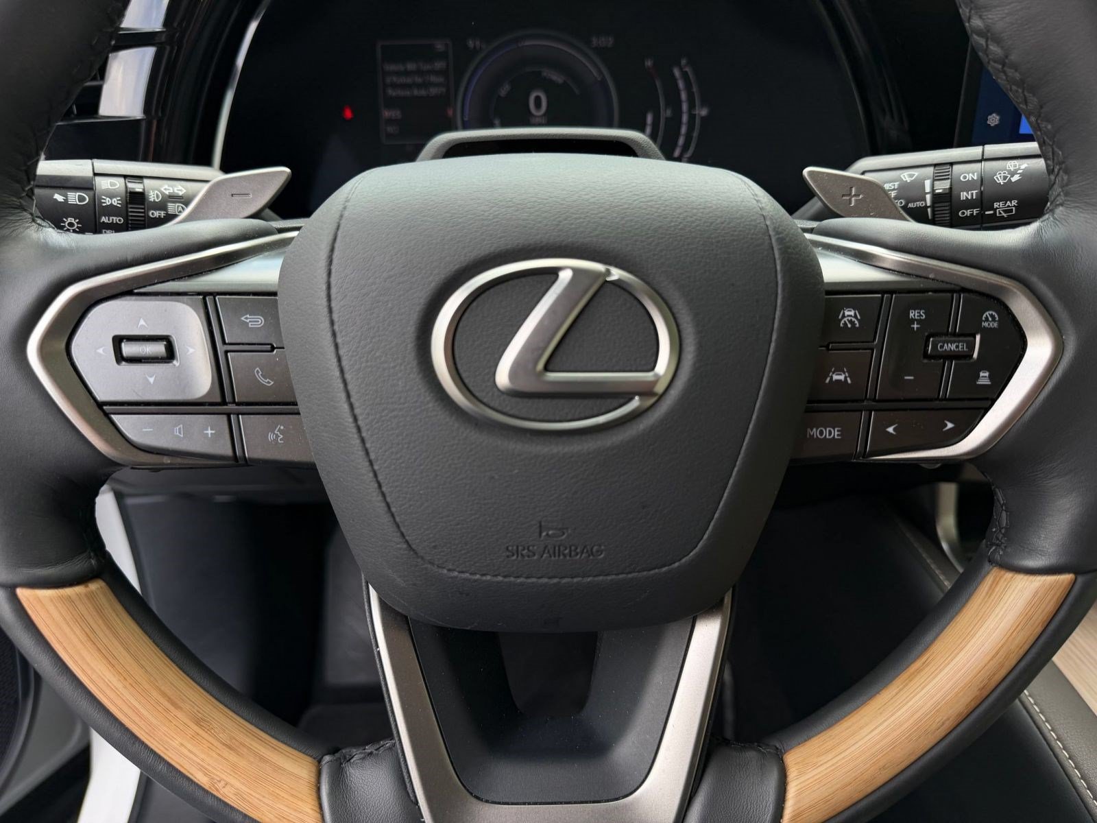 Certified 2024 Lexus RX 350h w/ Convenience Package AWD/4WD image 12