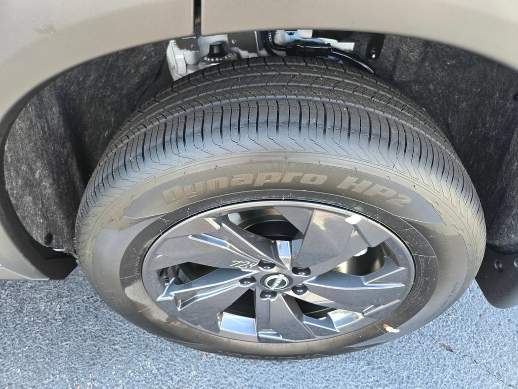 New 2026 Nissan Rogue SV w/ Cold Weather Package AWD/4WD image 7