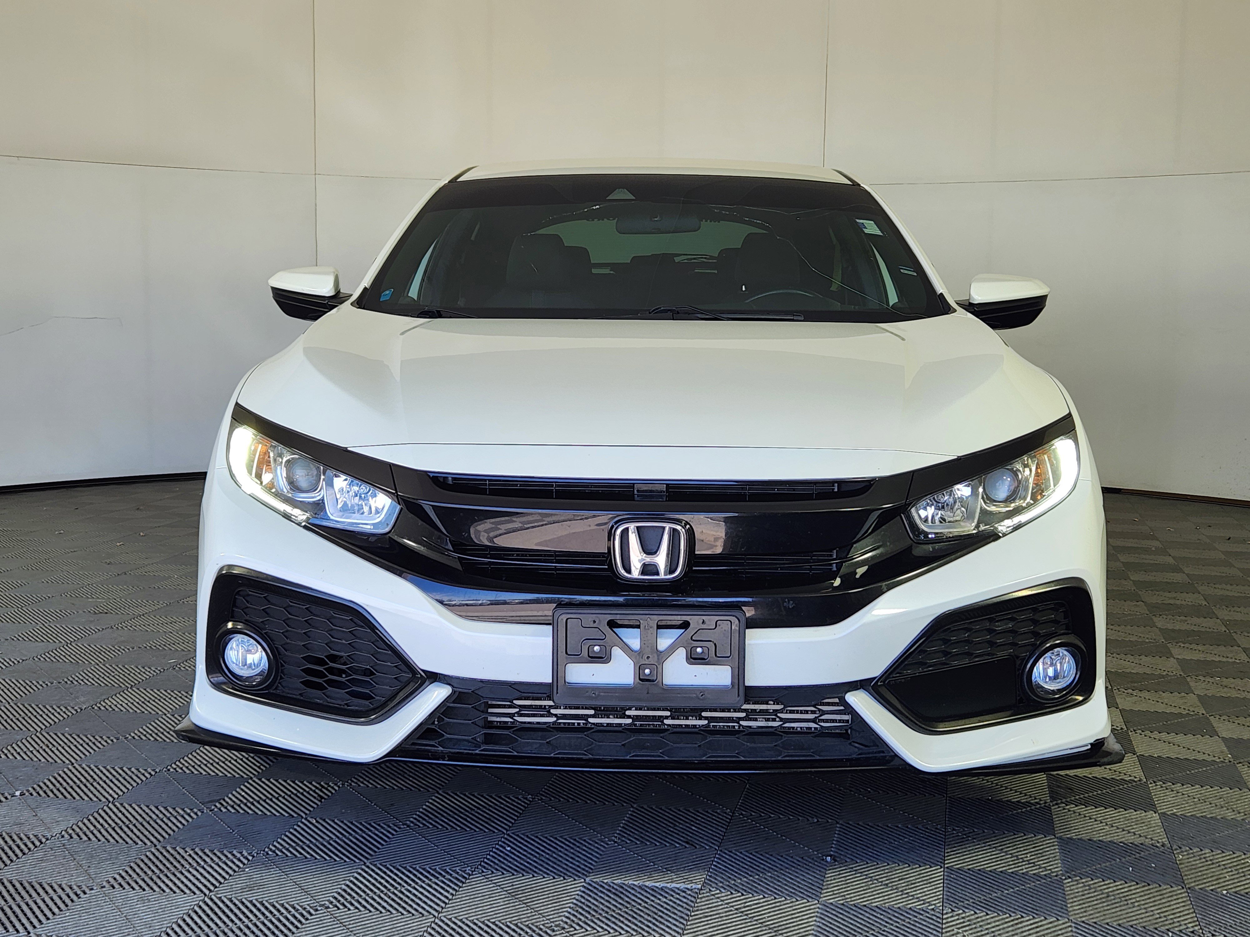 Used 2019 Honda Civic Sport image 2