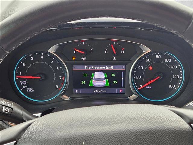 Used 2023 Chevrolet Traverse LT FWD image 11
