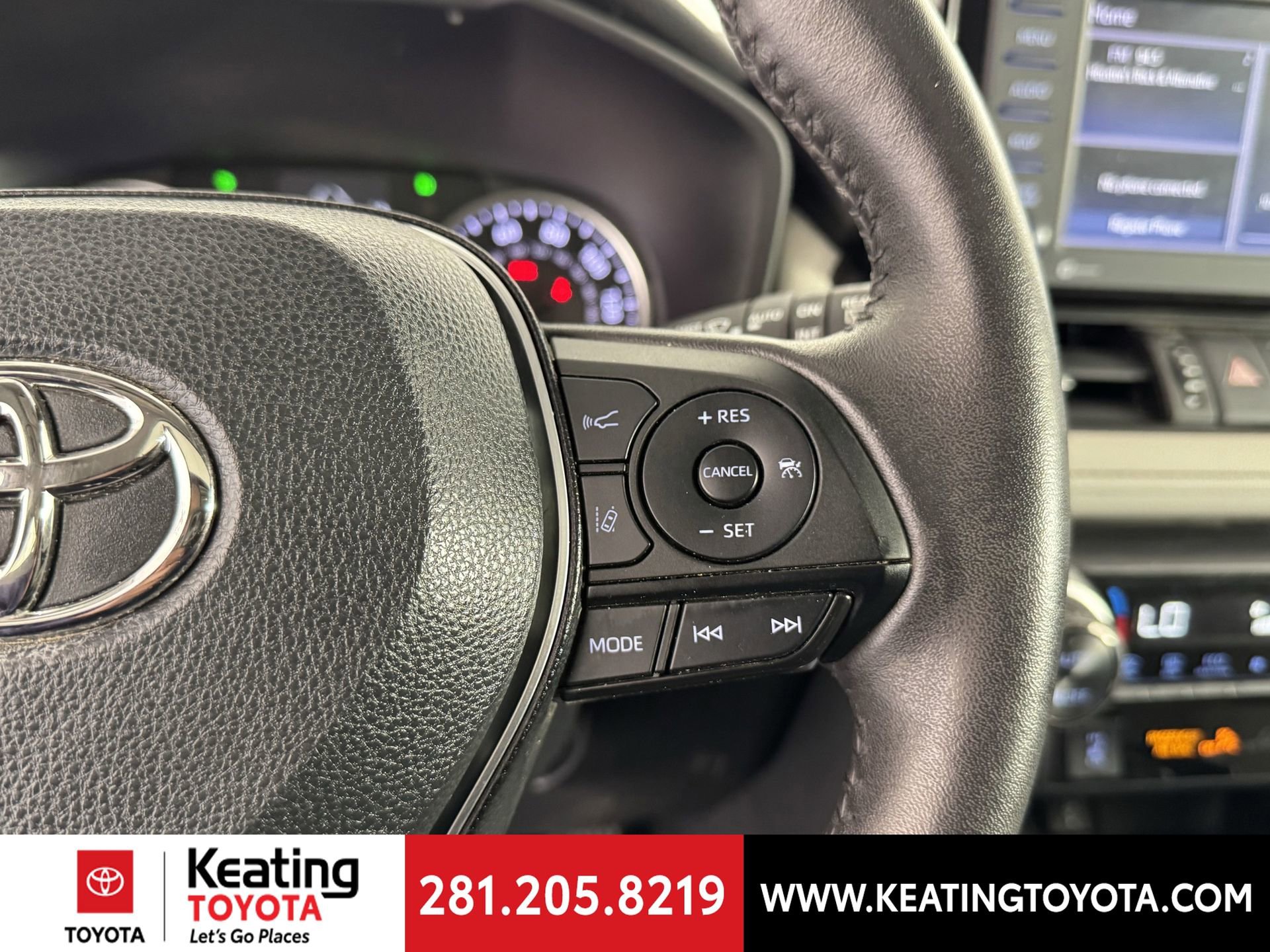 Certified 2022 Toyota RAV4 XLE Premium image 30