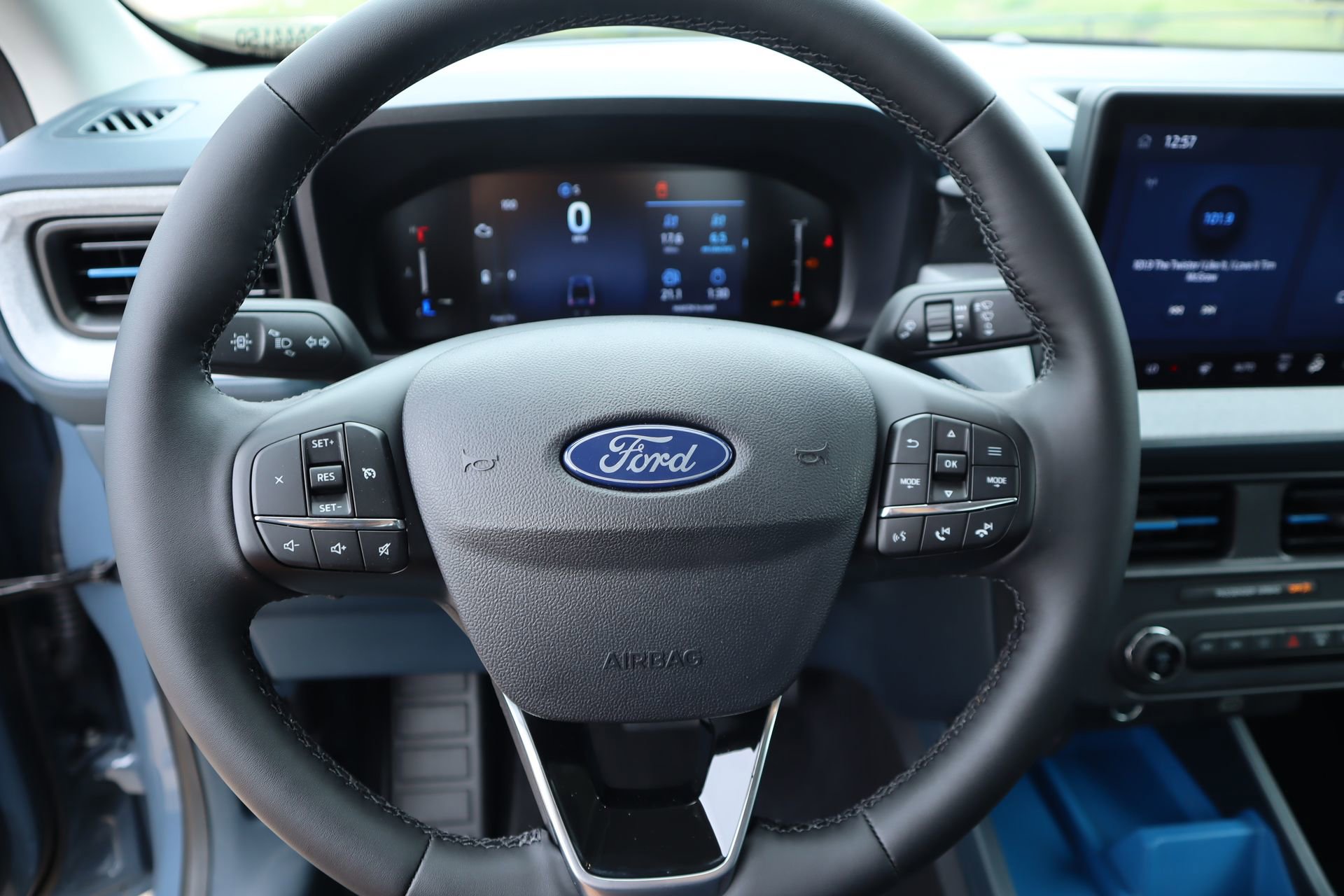 New 2026 Ford Maverick XLT w/ Equipment Group 301A AWD/4WD image 3