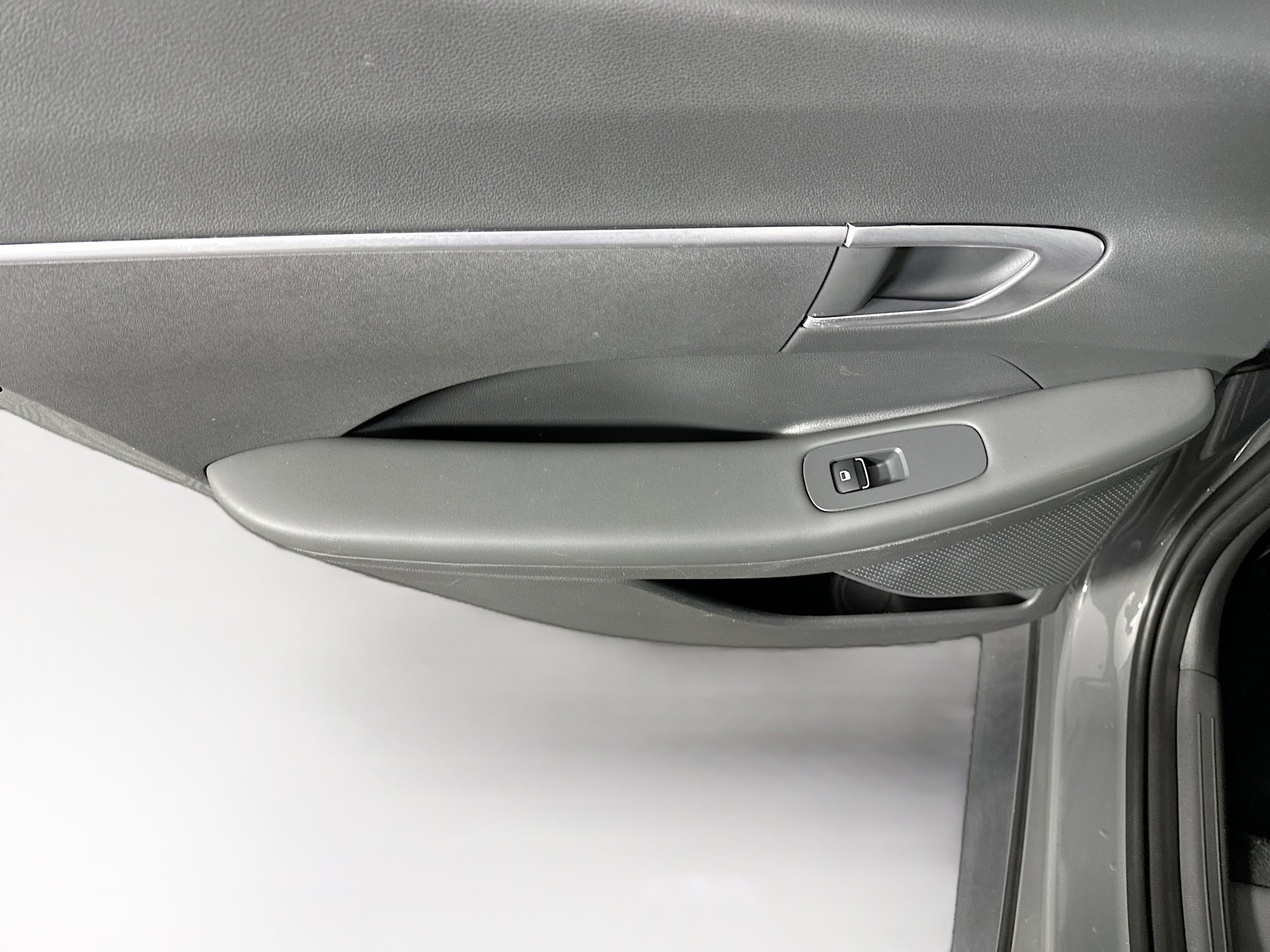 Used 2021 Hyundai Sonata SE w/ Winter Weather Package image 24