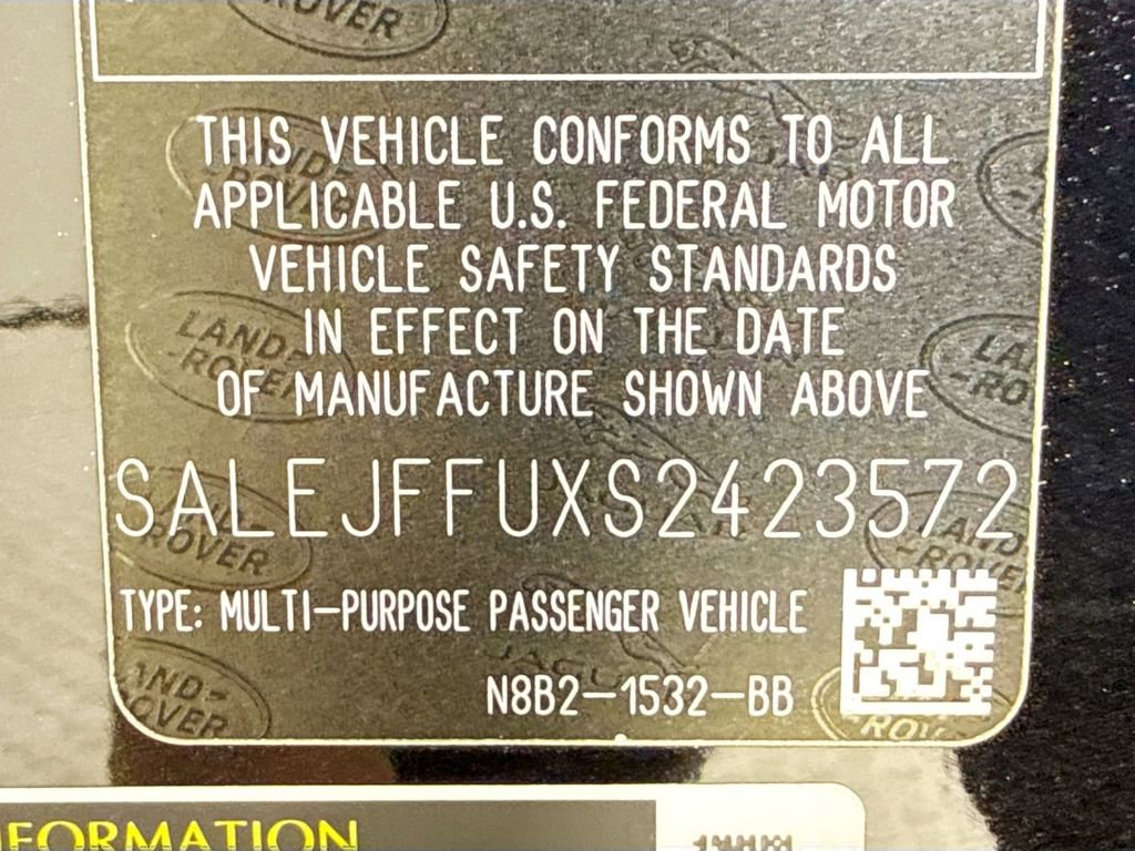 Used 2025 Land Rover Defender 130 S image 28