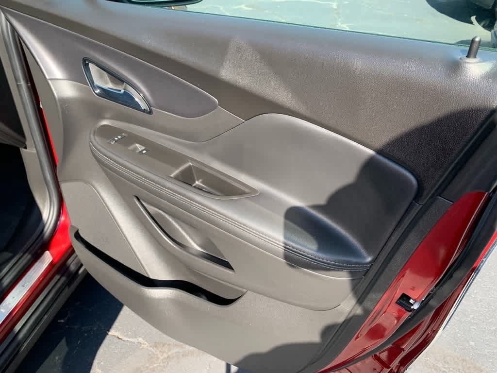 Certified 2022 Buick Encore Preferred AWD/4WD image 26