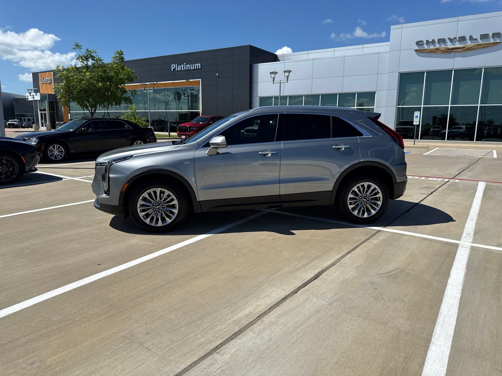 Used 2025 Cadillac XT4 Premium Luxury w/ Cold Weather Package FWD video 2