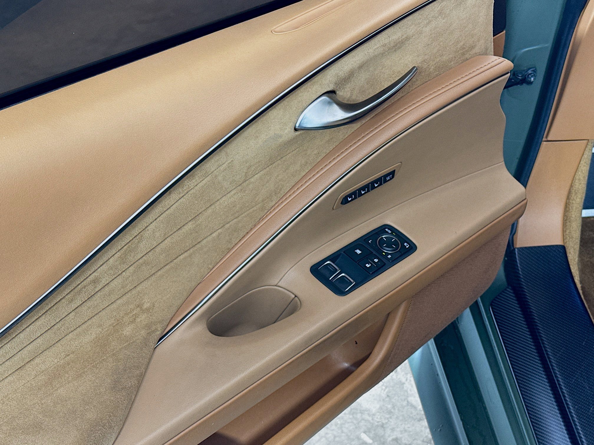 Used 2018 Lexus LC 500 Coupe w/ Performance Package image 19