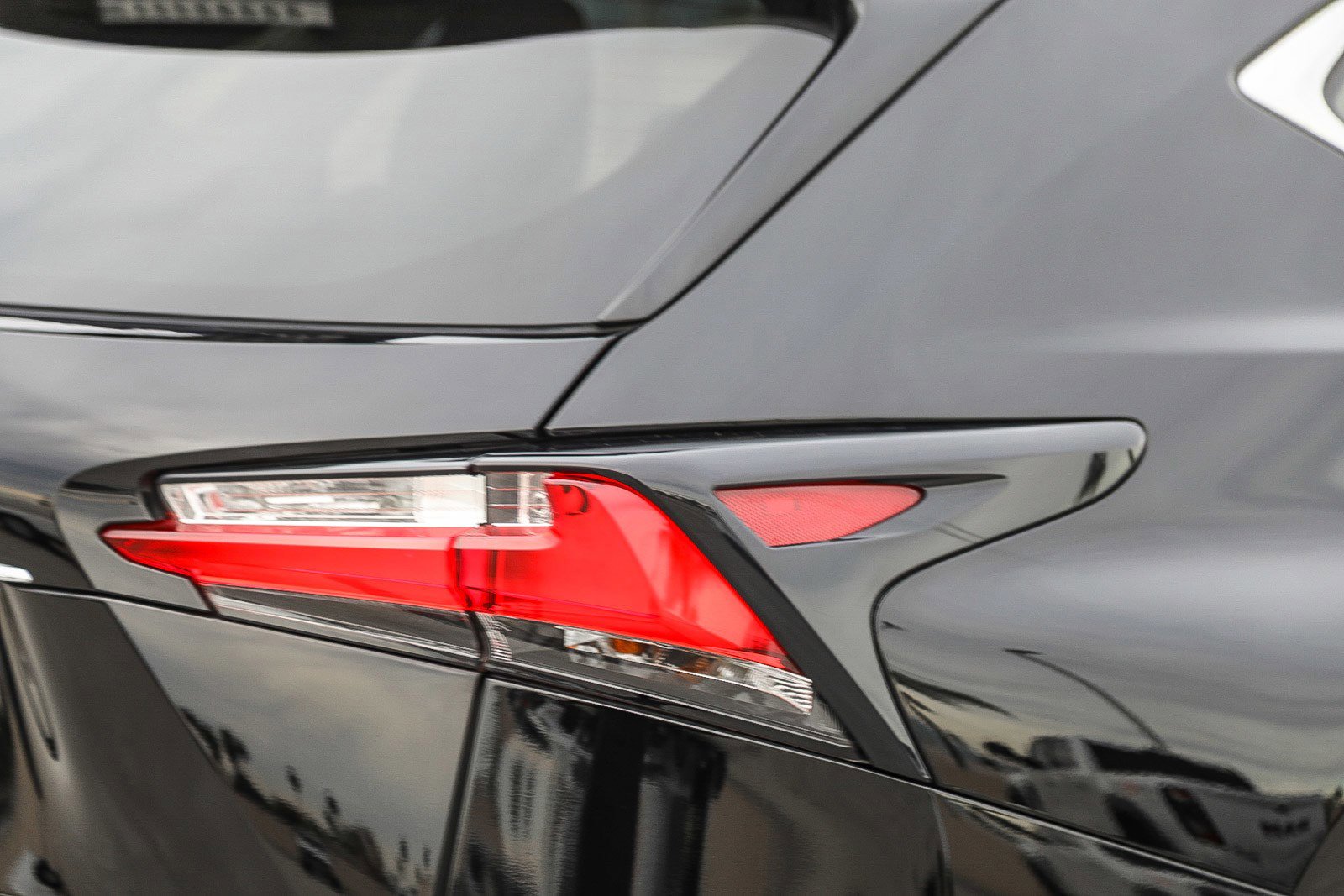 Used 2016 Lexus NX 200t FWD image 9