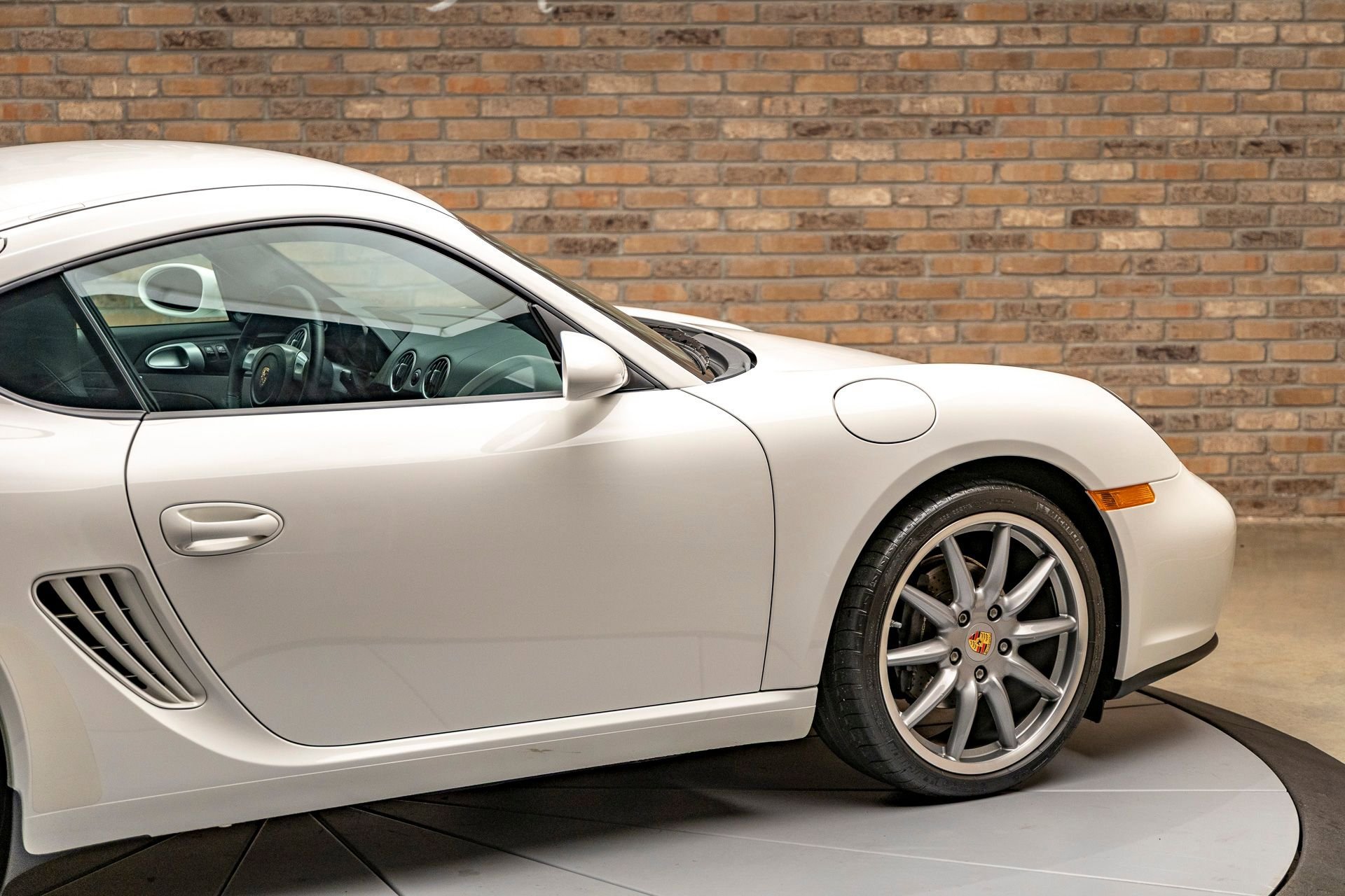 Used 2007 Porsche Cayman image 10