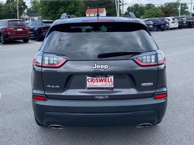 Used 2022 Jeep Cherokee Latitude Lux w/ Sun & Sound Group AWD/4WD image 4