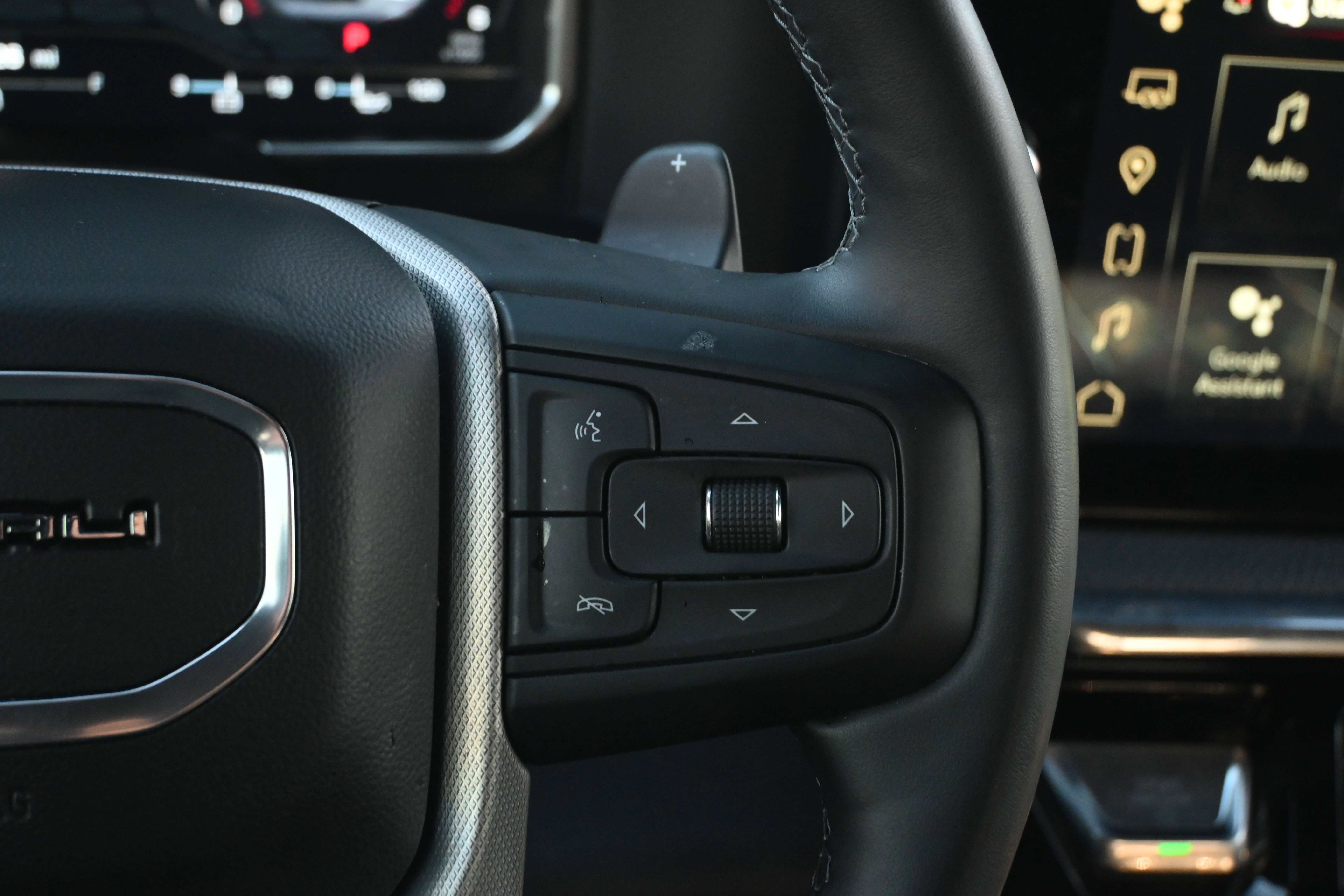 Used 2024 GMC Sierra 1500 Denali w/ Denali Reserve Package AWD/4WD image 18