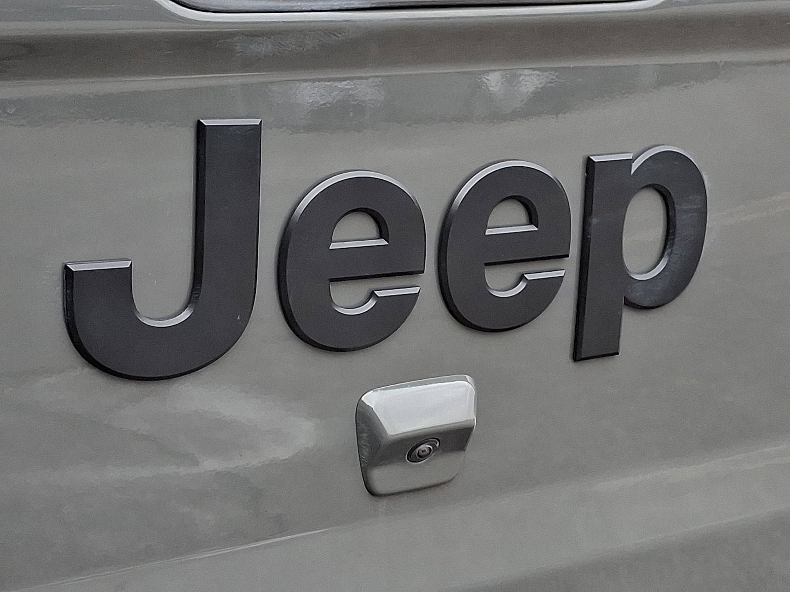 Used 2020 Jeep Gladiator Sport w/ Quick Order Package 24S image 29