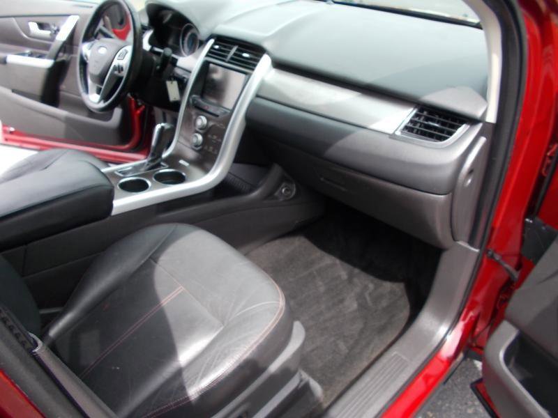 Used 2013 Ford Edge SEL FWD image 21