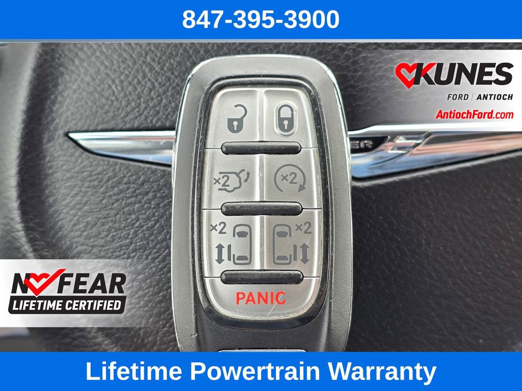 Used 2023 Chrysler Voyager LX image 58