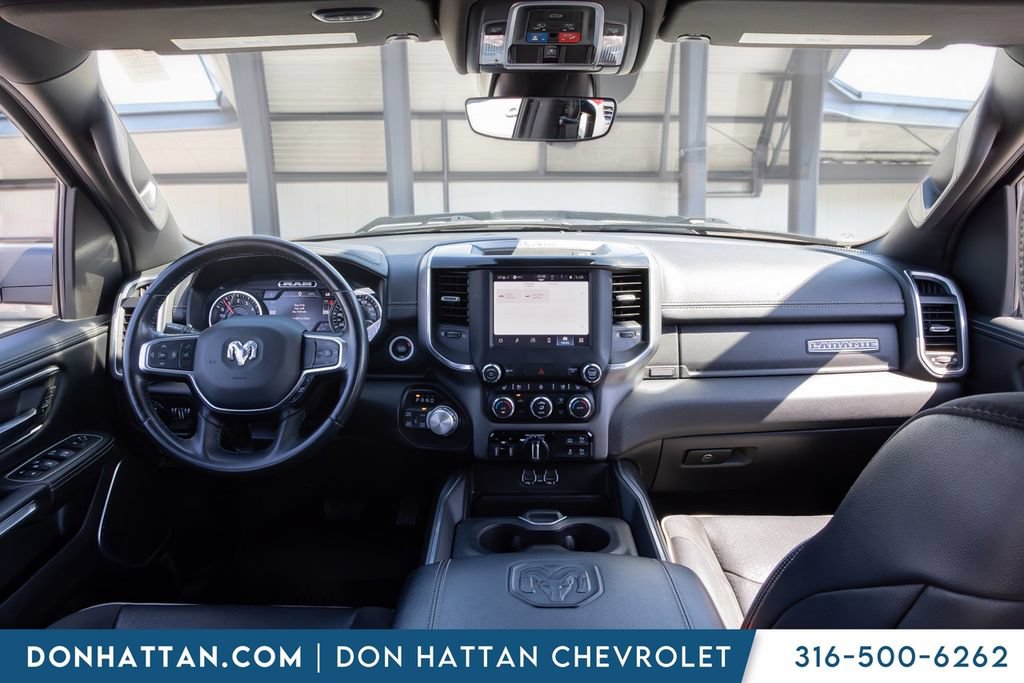 Used 2022 RAM 1500 Laramie w/ Sport Appearance Package AWD/4WD image 4