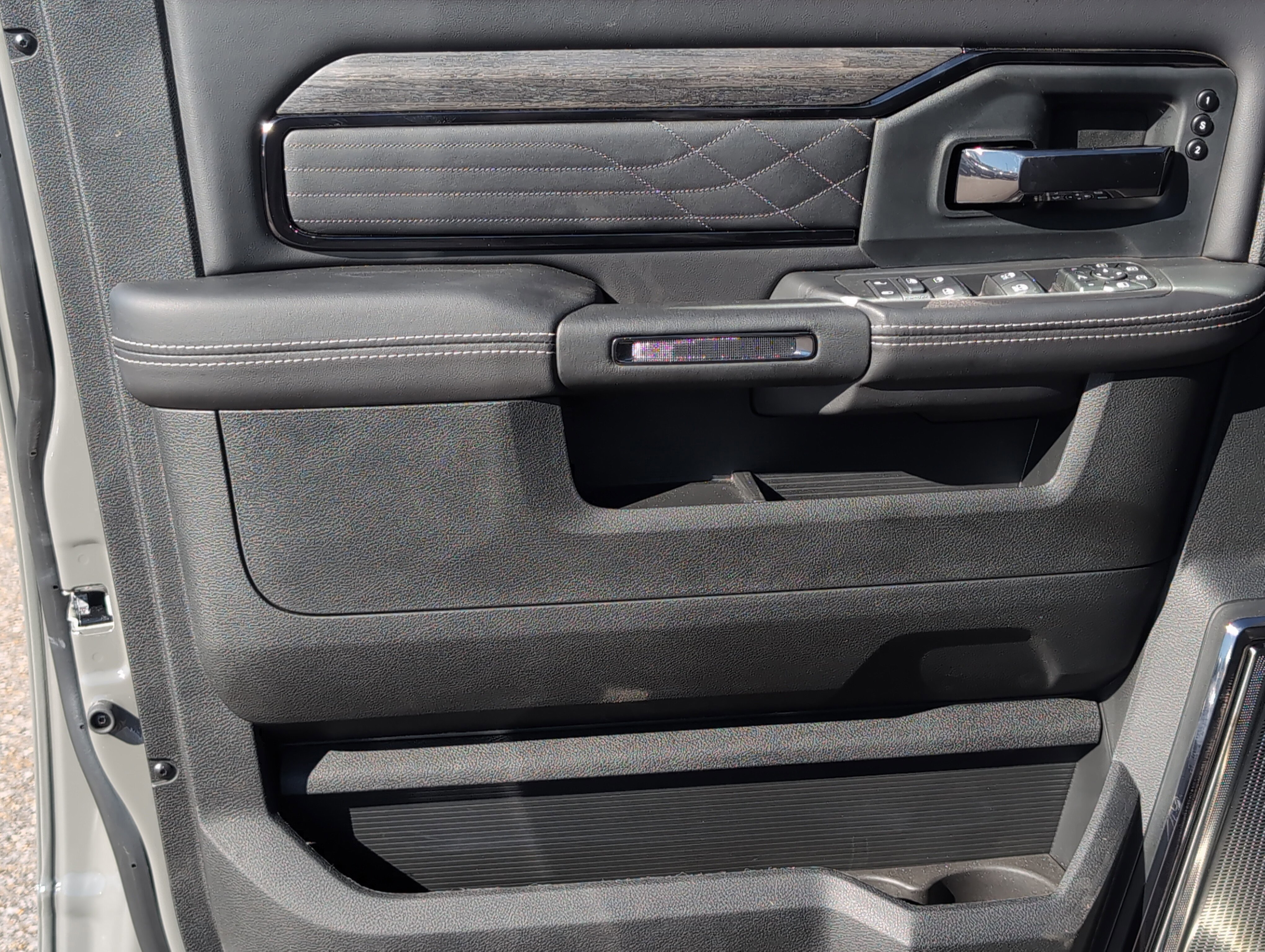 New 2026 RAM 2500 Limited image 13