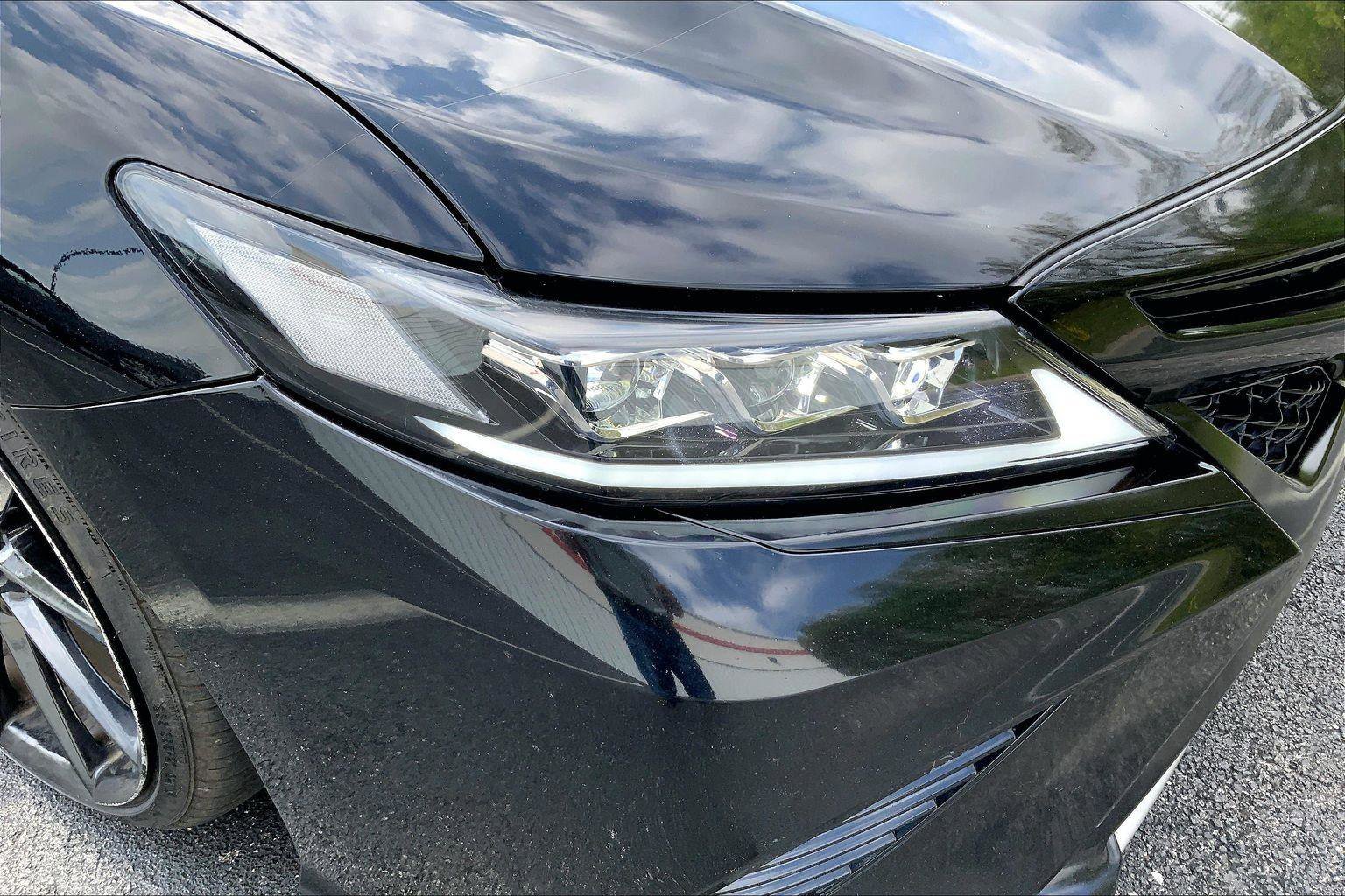 Used 2019 Toyota Camry XSE FWD image 28