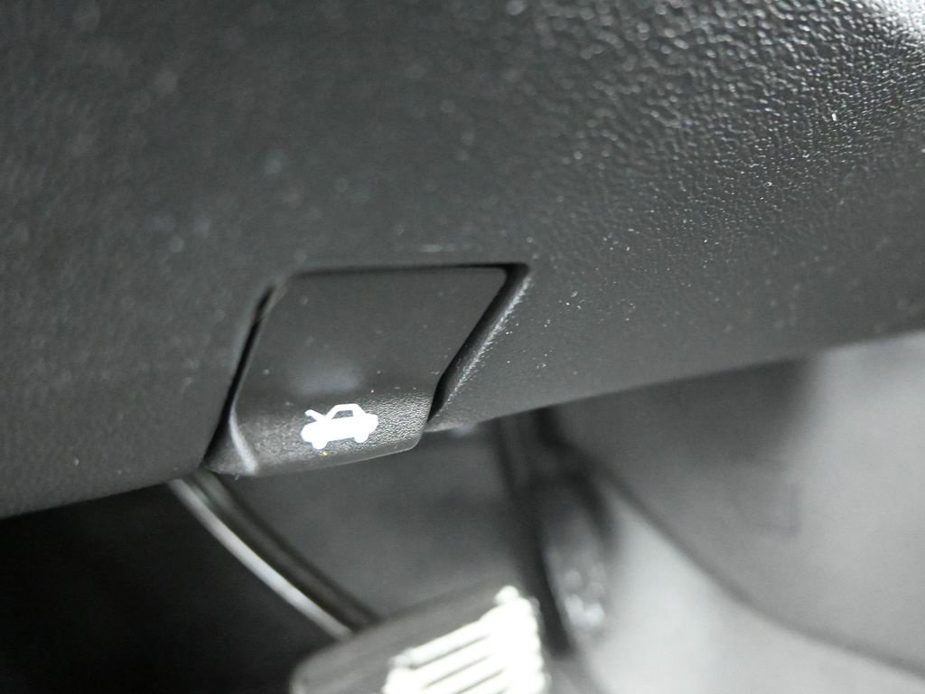 Used 2020 GMC Sierra 1500 AT4 image 23