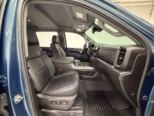 Certified 2025 Chevrolet Silverado 2500 LTZ w/ LTZ Plus Package AWD/4WD image 25
