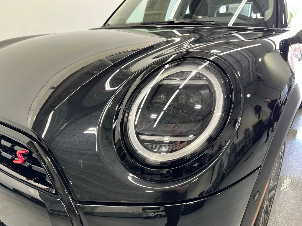 Certified 2025 MINI Cooper S image 4