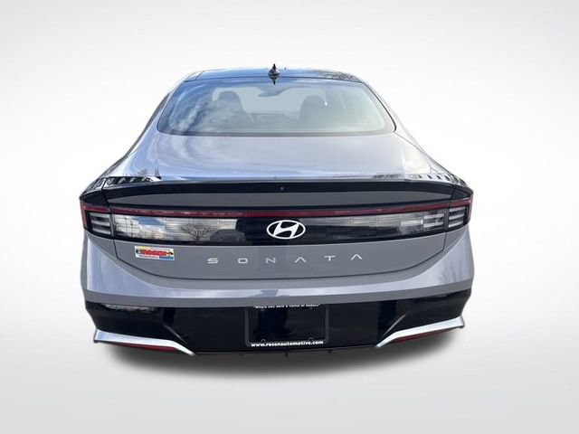 Certified 2024 Hyundai Sonata SEL w/ Convenience Package image 4