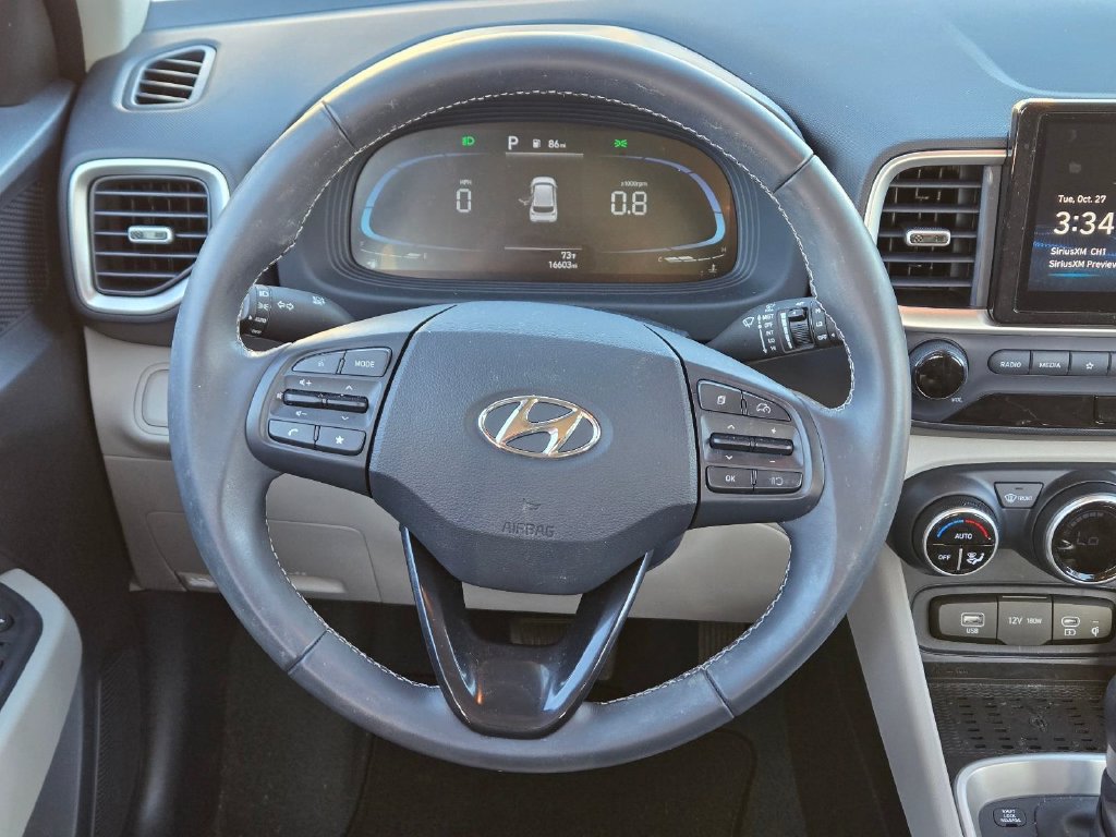 Certified 2024 Hyundai Venue Limited FWD image 20
