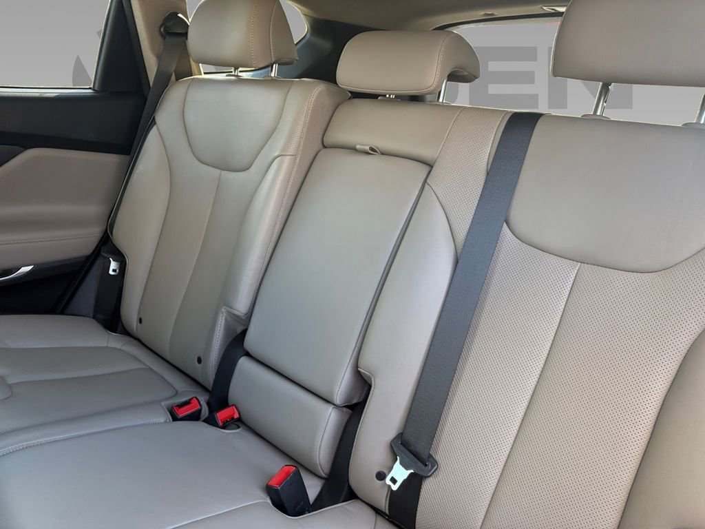 Certified 2021 Hyundai Santa Fe Limited w/ Cargo Package image 4