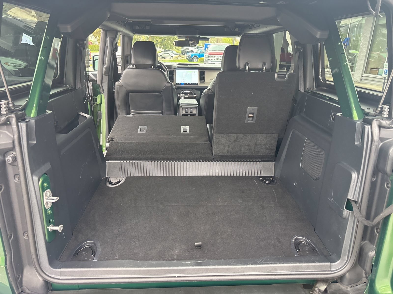 Used 2025 Ford Bronco Outer Banks AWD/4WD image 48