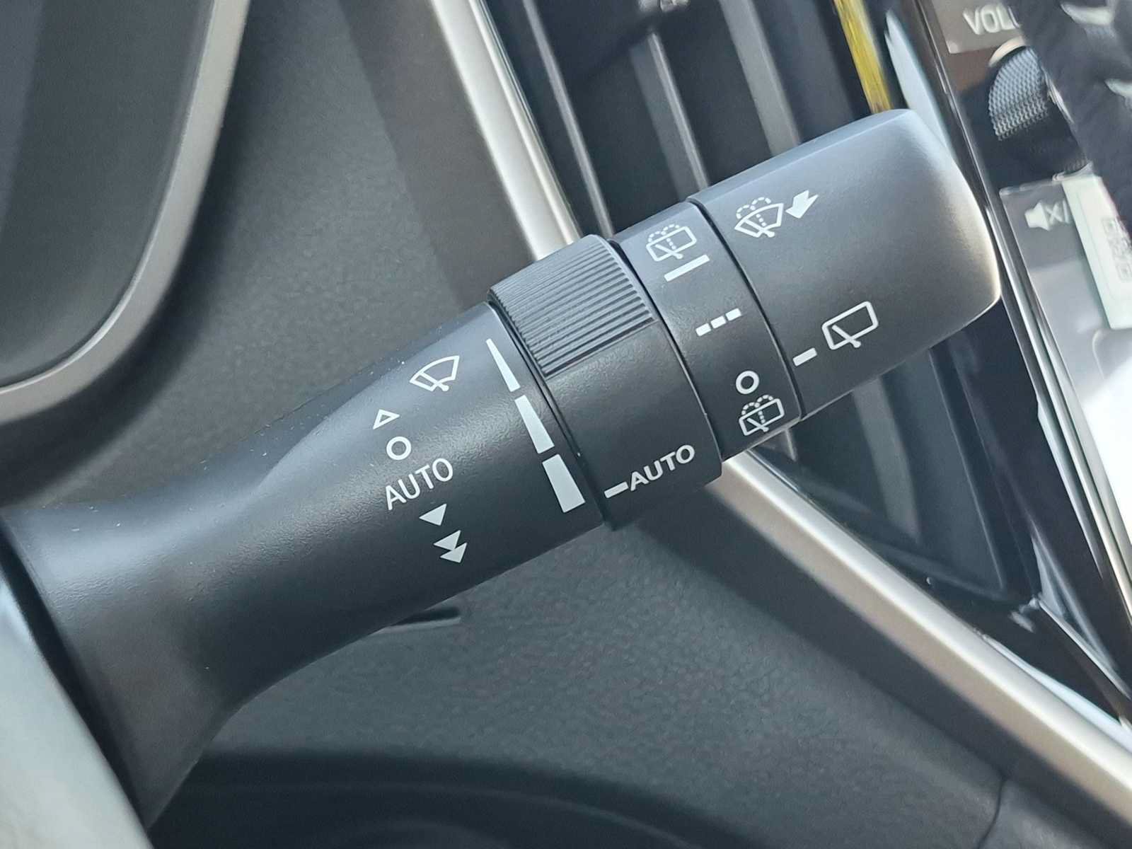 New 2027 Subaru Ascent Limited AWD/4WD image 25