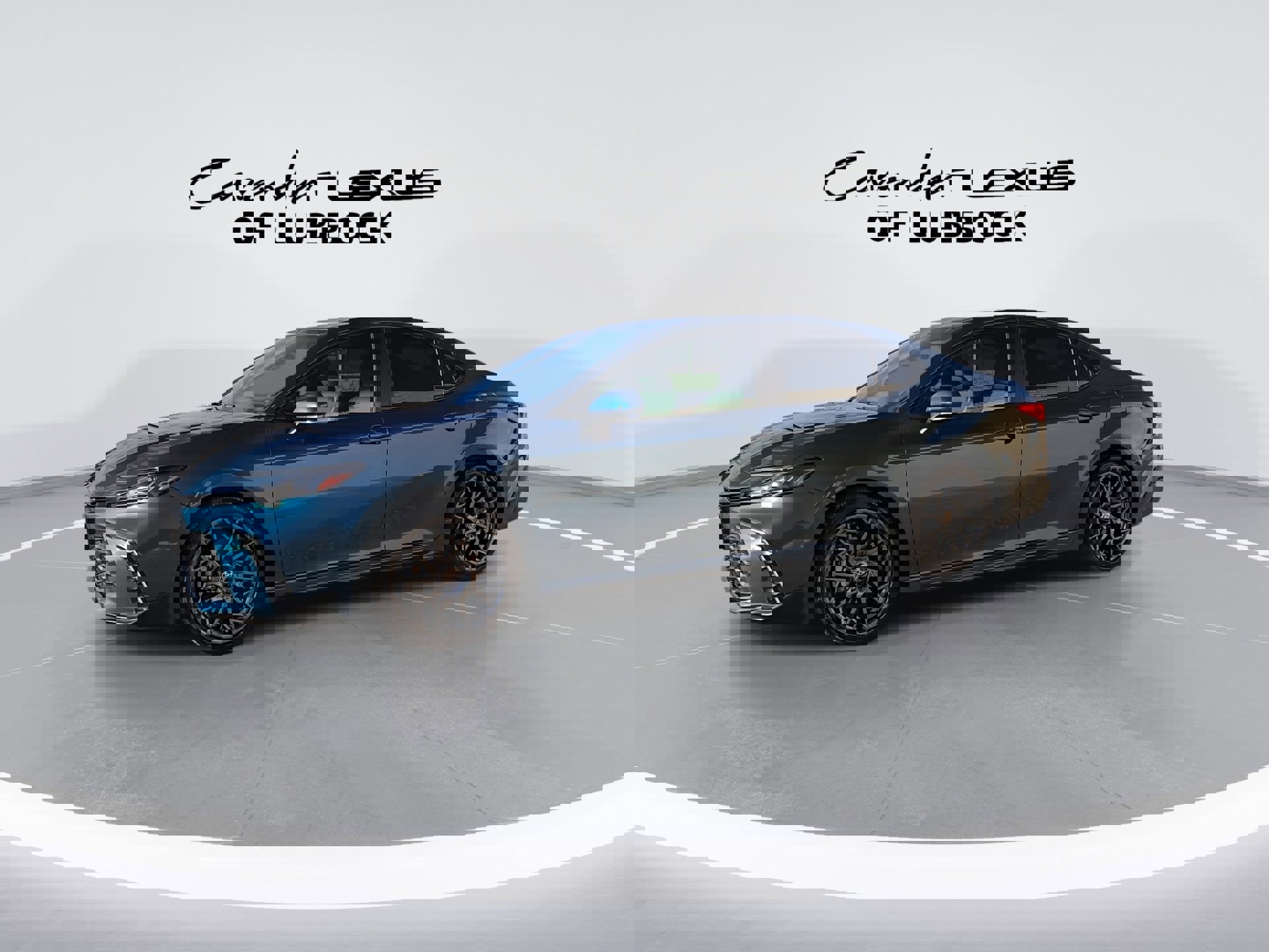 Used 2025 Toyota Camry SE w/ Multimedia Upgrade Package image 5