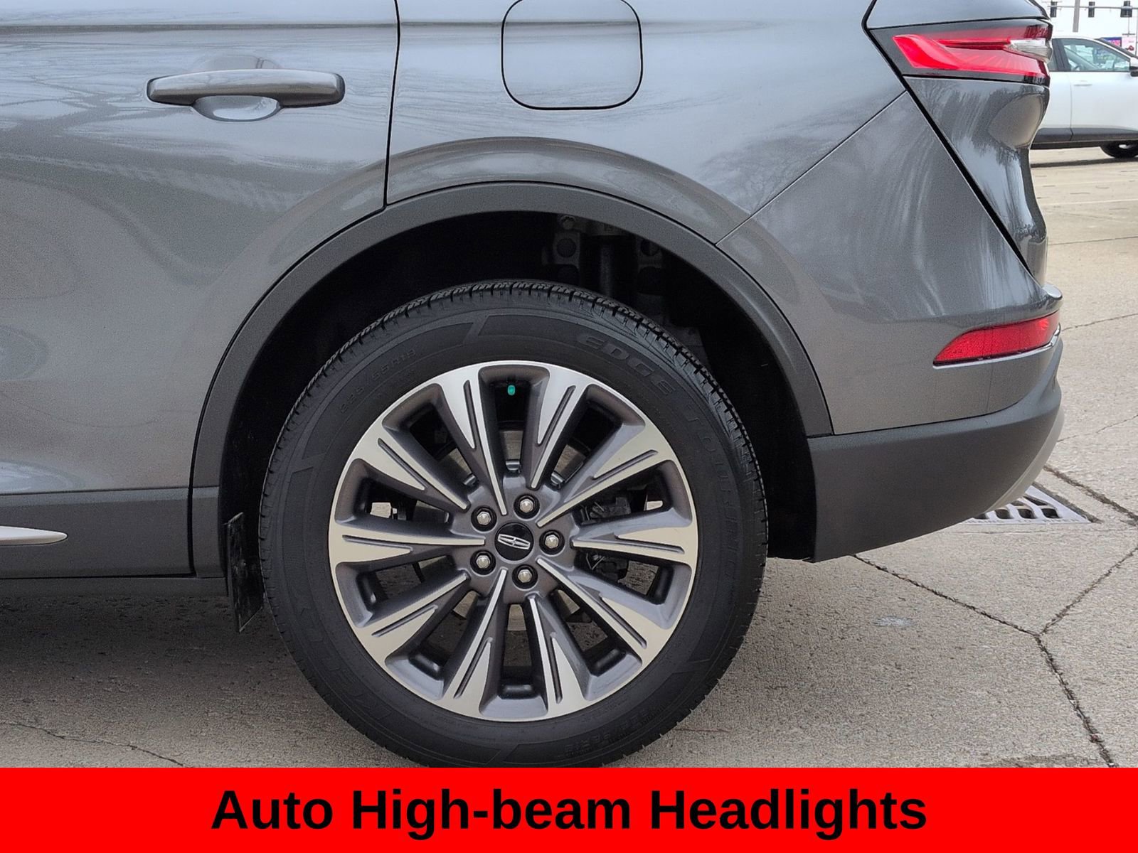 Used 2021 Lincoln Corsair Reserve w/ Elements Package AWD/4WD image 13