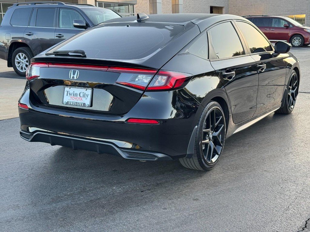 Used 2026 Honda Civic Sport image 3