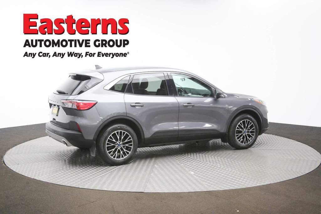 Used 2022 Ford Escape SE w/ Cold Weather Package image 40