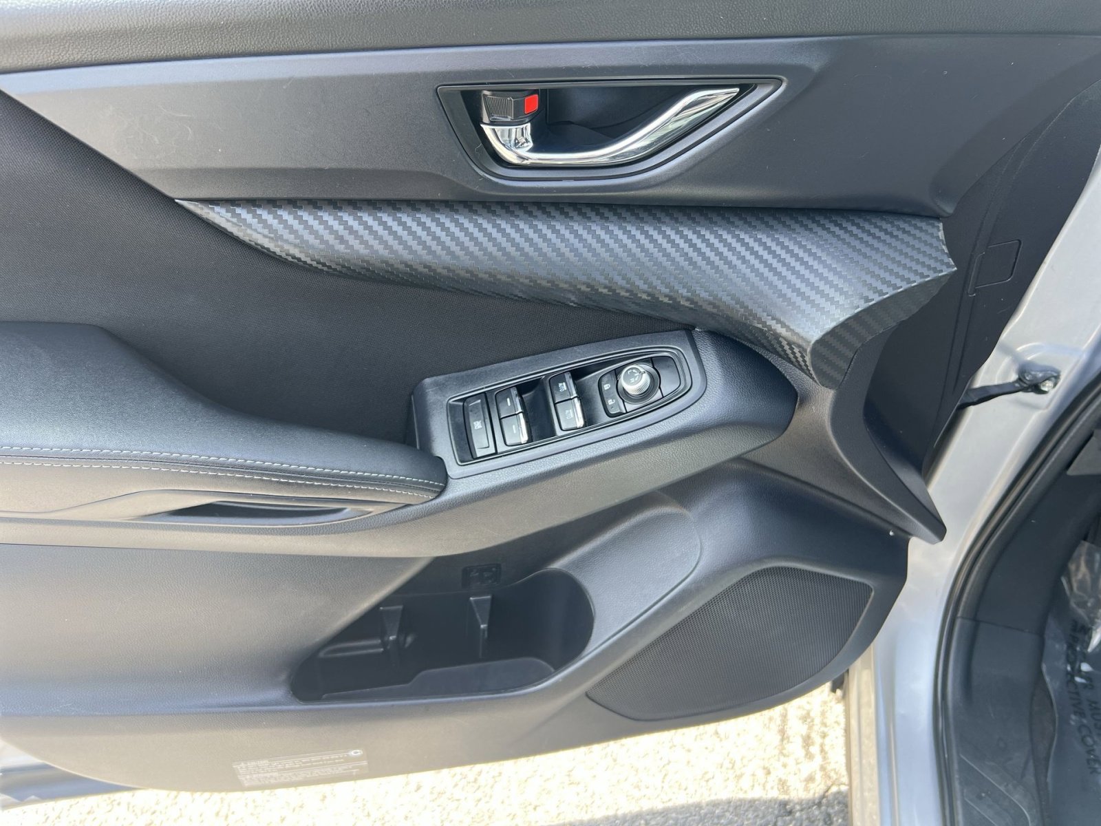 Used 2023 Subaru Ascent Premium w/ Convenience Package image 15