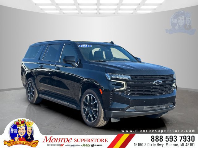 Used 2024 Chevrolet Suburban RST AWD/4WD image 1