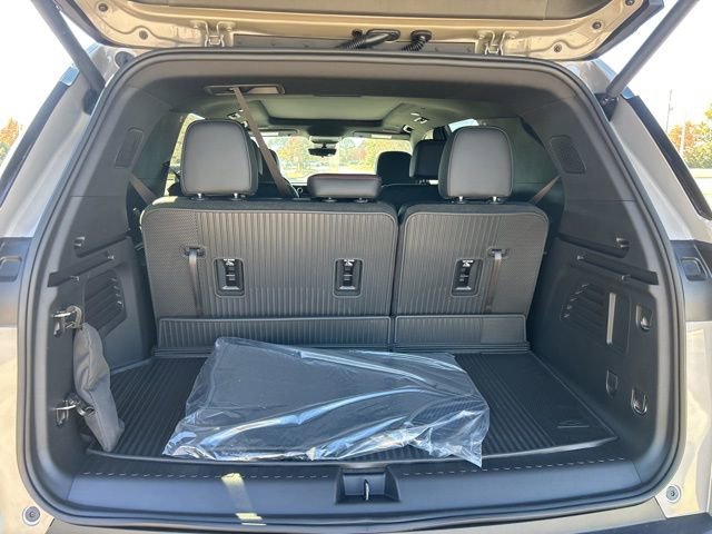New 2026 Chevrolet Traverse Z71 w/ Enhanced Driving Package image 31