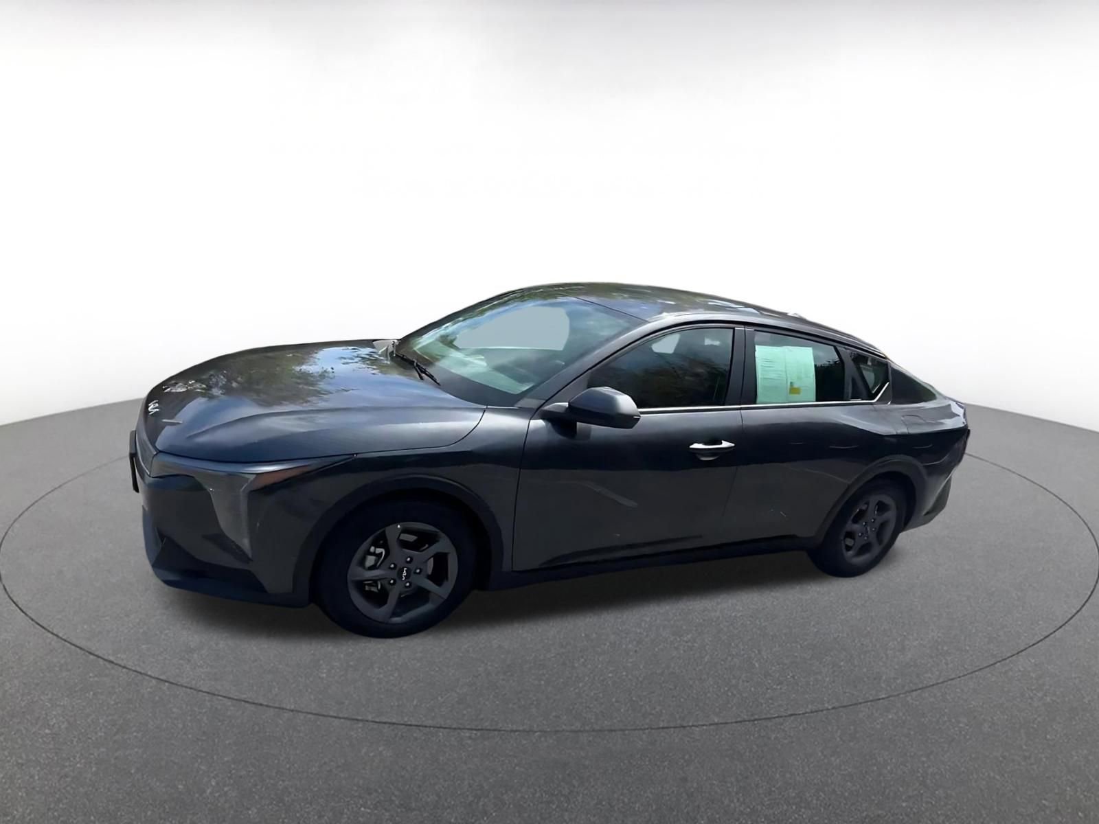 Used 2025 Kia K4 FWD image 8