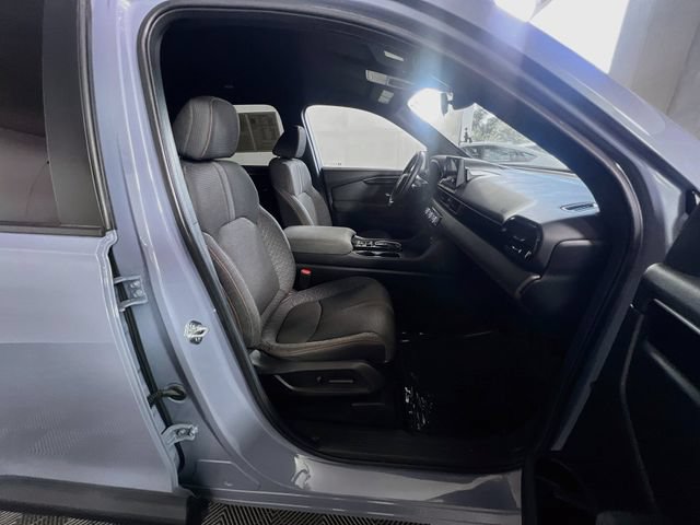 Used 2025 Honda Pilot Sport image 30