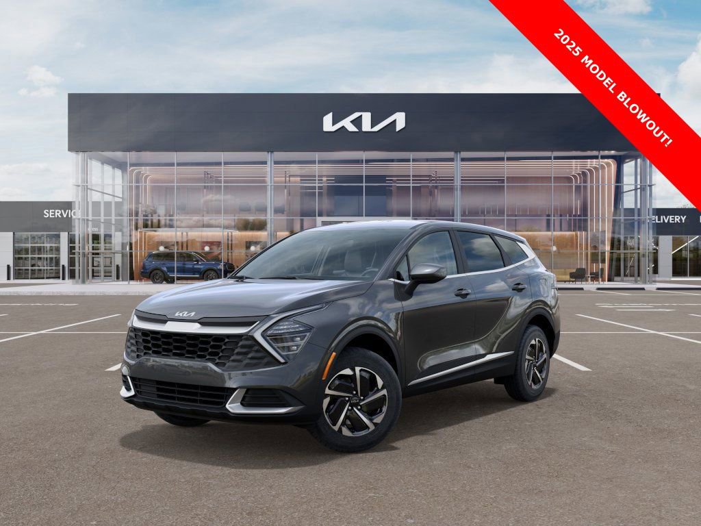 Used 2025 Kia Sportage LX AWD/4WD image 1
