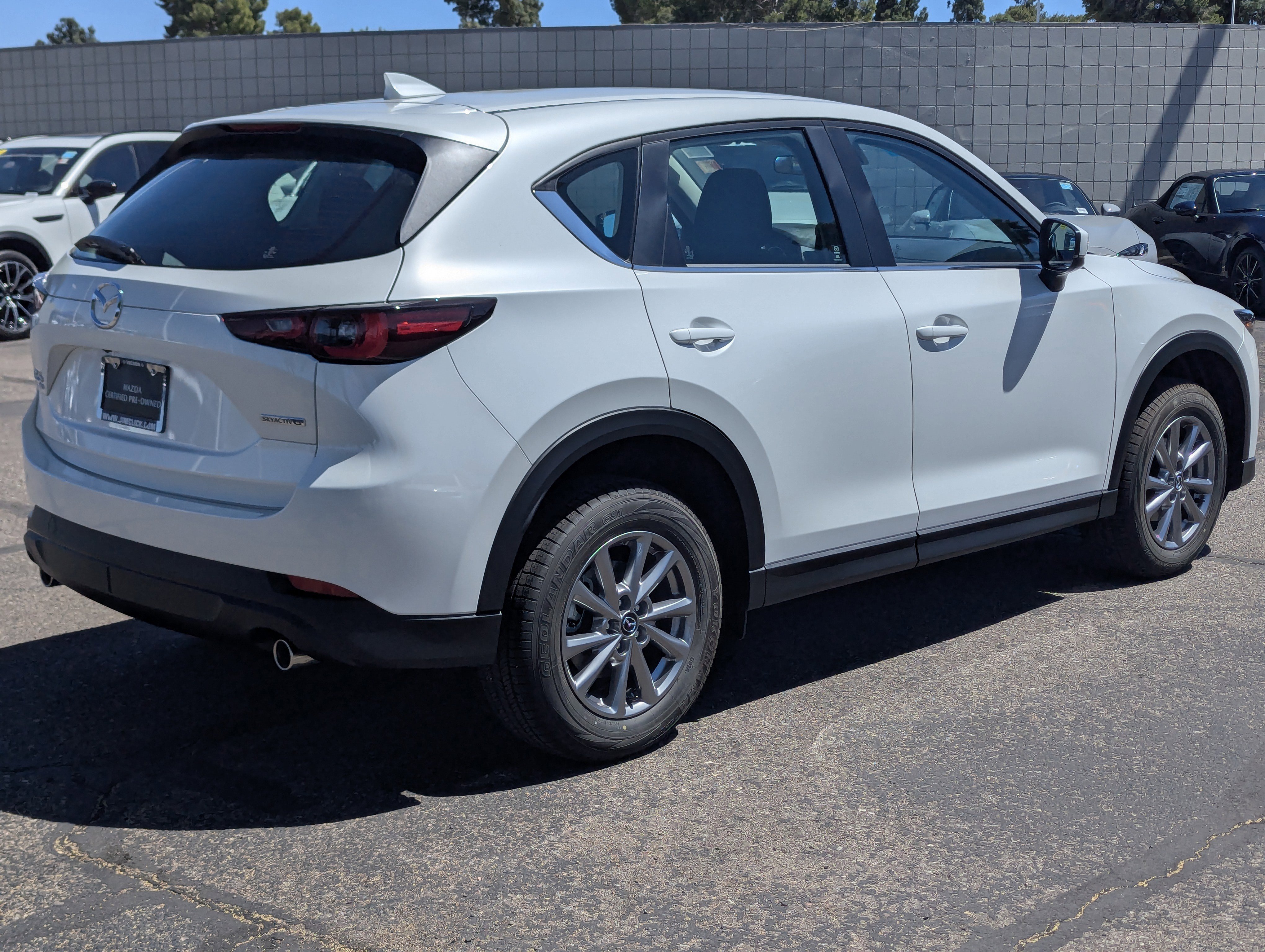Certified 2025 MAZDA CX-5 AWD 2.5 S image 2