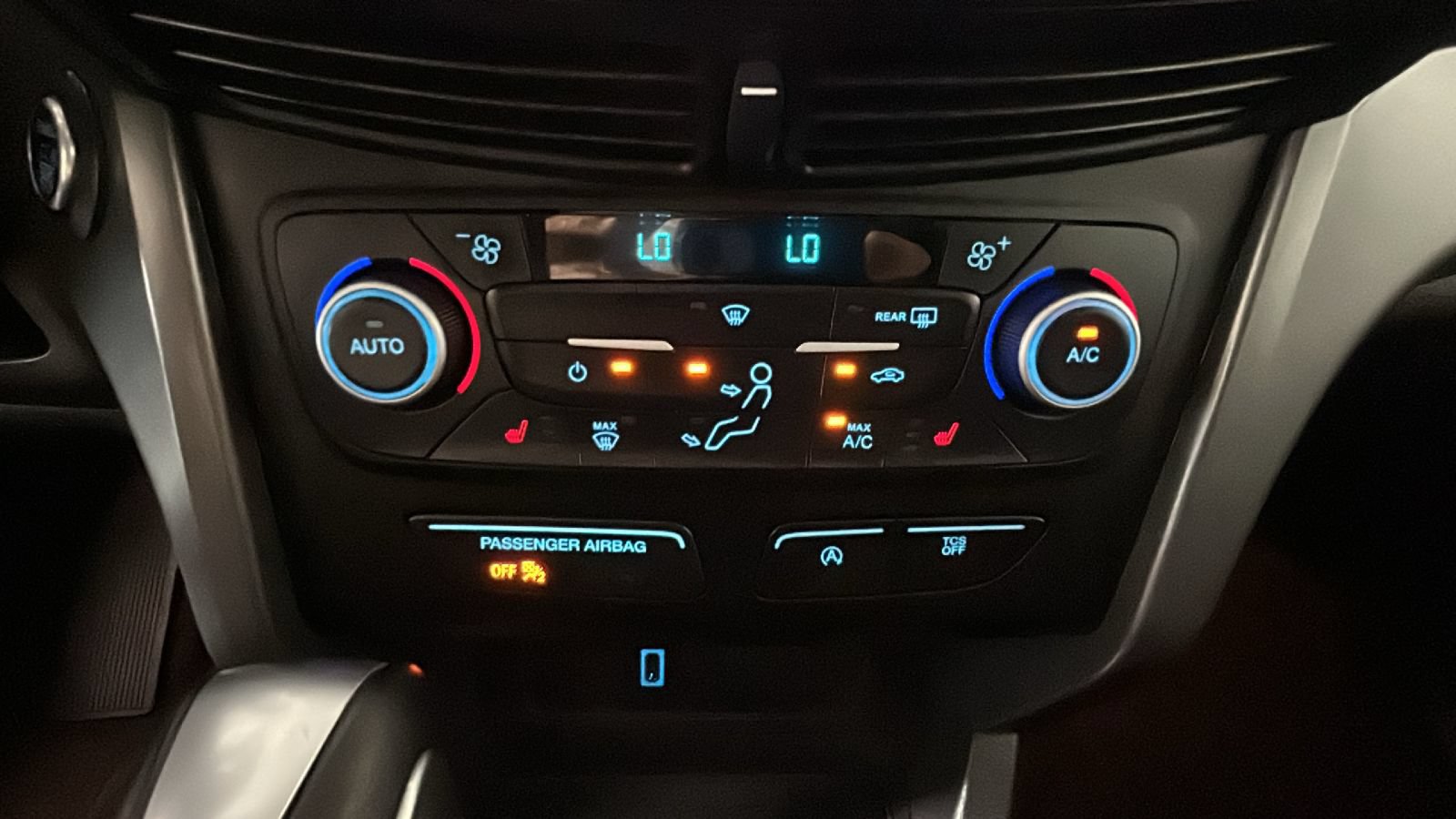 Used 2019 Ford Escape SEL AWD/4WD image 26