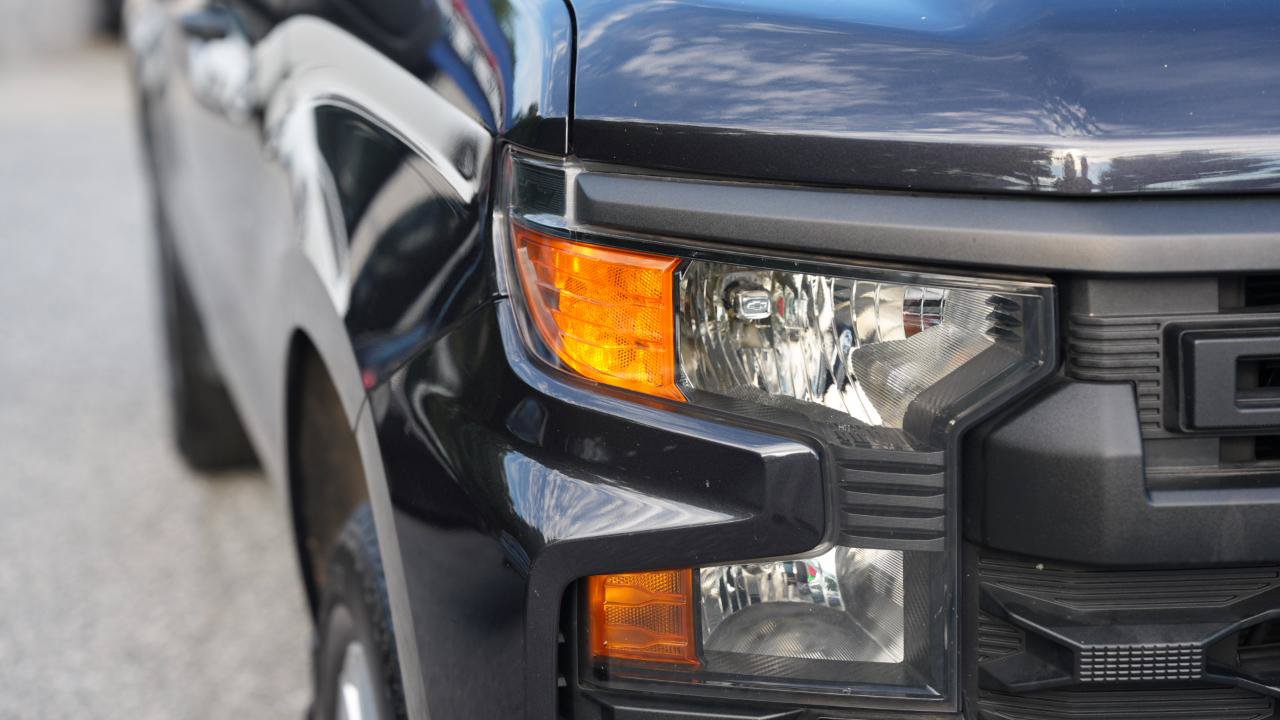 Used 2022 Chevrolet Silverado 1500 Custom AWD/4WD image 10