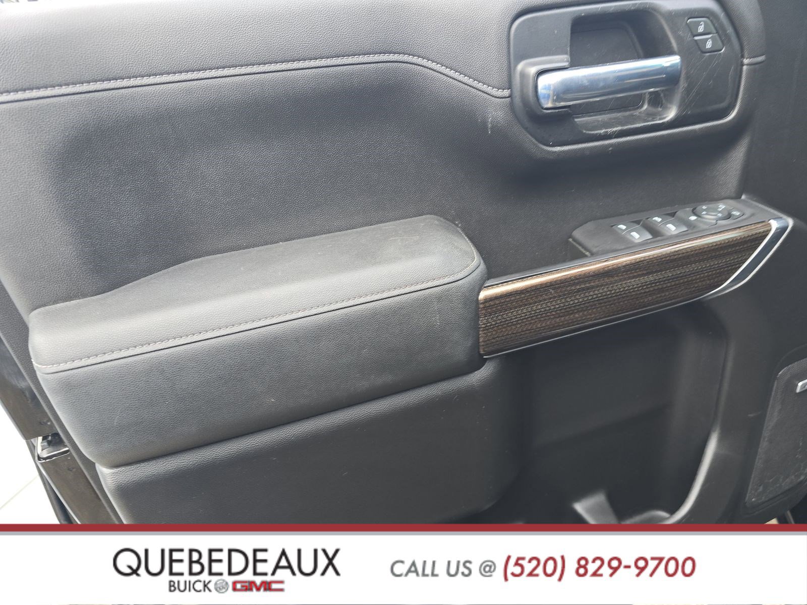 Used 2020 Chevrolet Silverado 1500 LT Trail Boss w/ Midnight Edition image 11