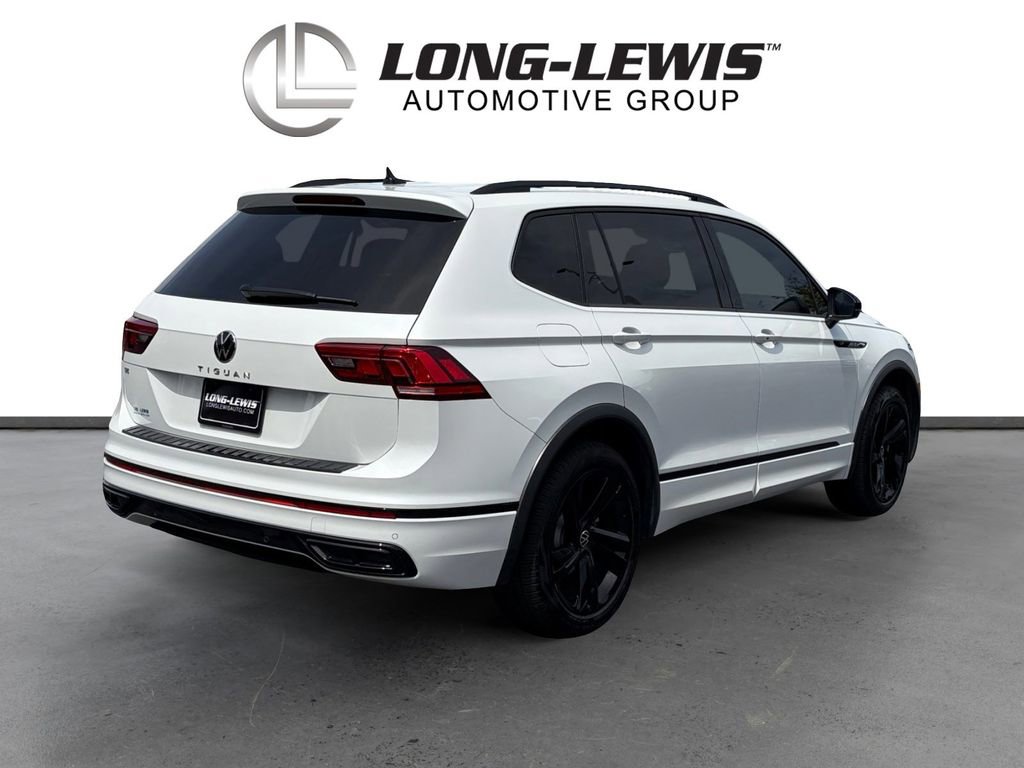 Certified 2024 Volkswagen Tiguan SE R-Line w/ MDO Package, Three-Row FWD image 7