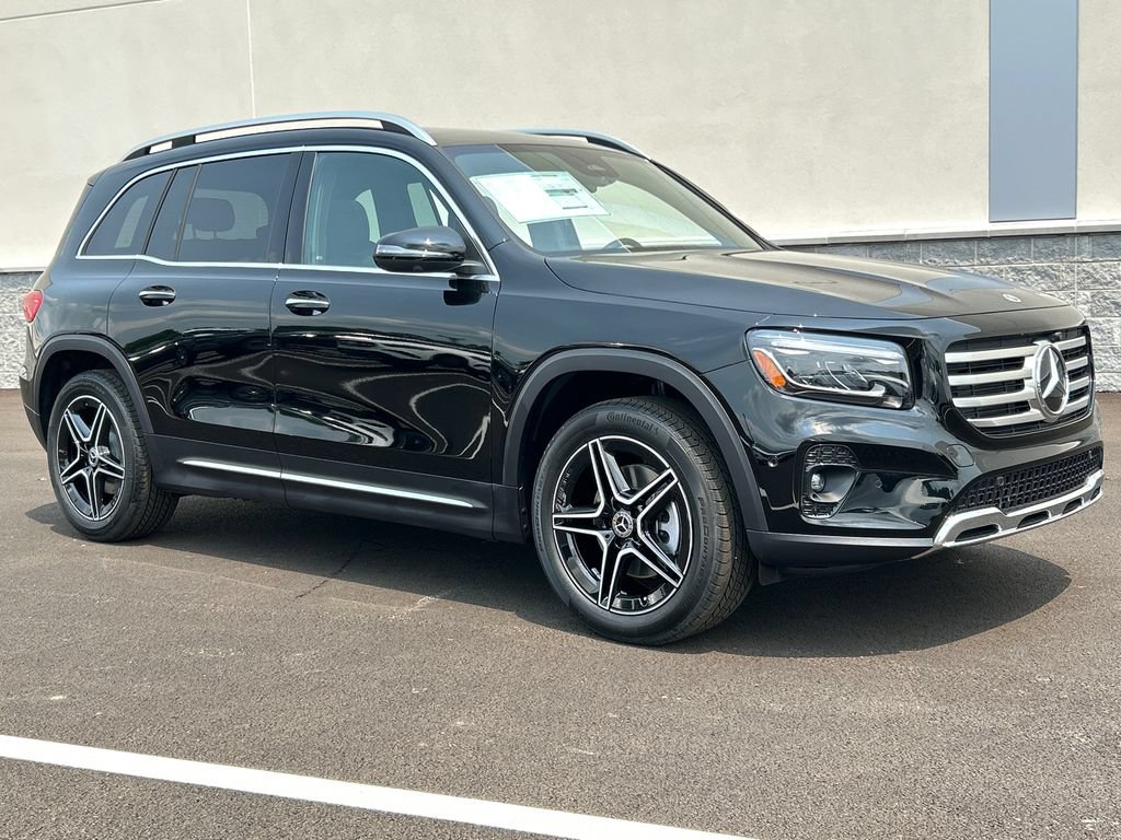 New 2026 Mercedes-Benz GLB 250 4MATIC image 2