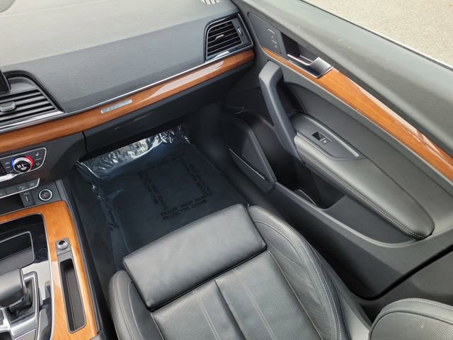 Used 2022 Audi Q5 2.0T Prestige w/ Prestige Package image 18