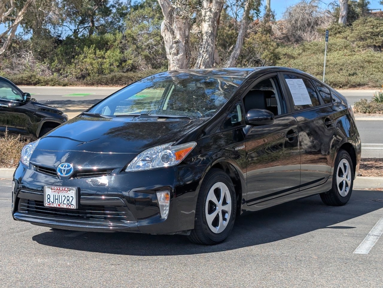Used 2015 Toyota Prius Four FWD image 10