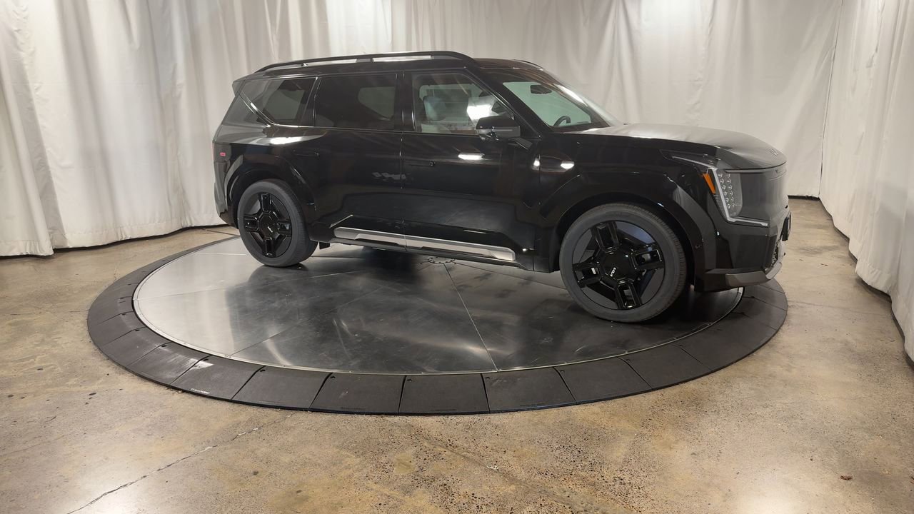 New 2026 Kia EV9 GT-Line image 3